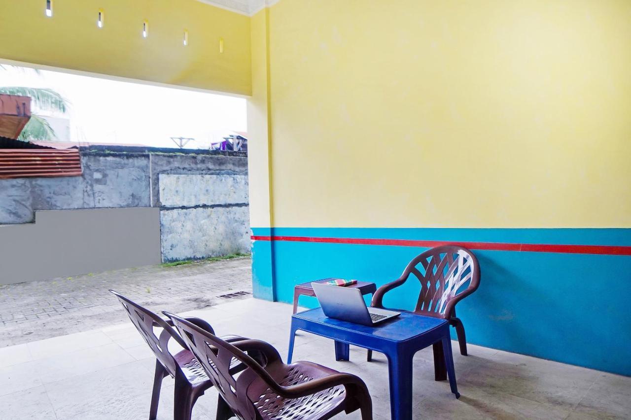 Oyo 91435 Berliany Home 2 Medan Dış mekan fotoğraf