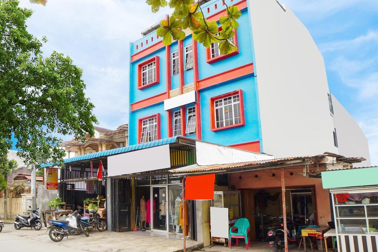 Oyo 91435 Berliany Home 2 Medan Dış mekan fotoğraf