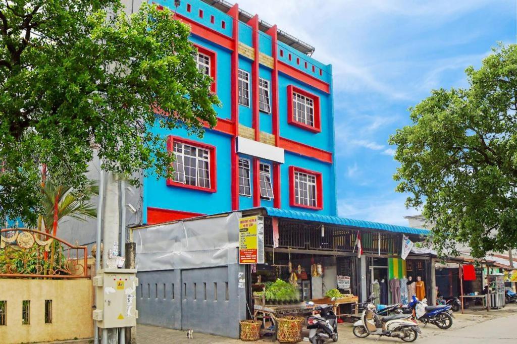Oyo 91435 Berliany Home 2 Medan Dış mekan fotoğraf